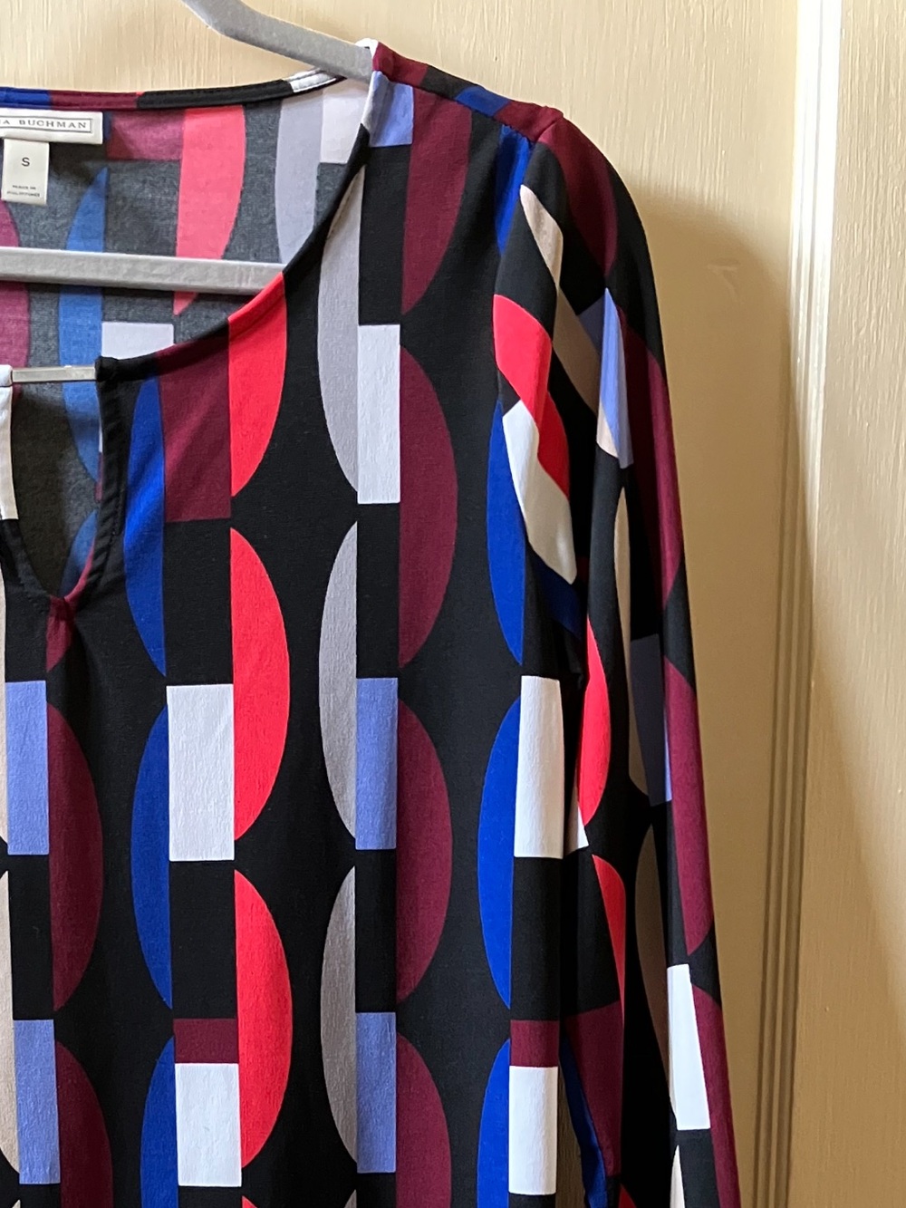 Dana Buchman Geometric Print Blouse in Red, Blue, Black, Cream